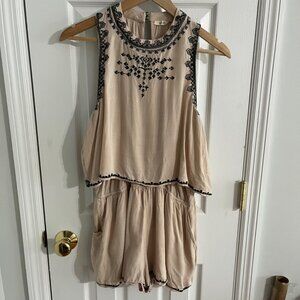 Romper open back with pockets